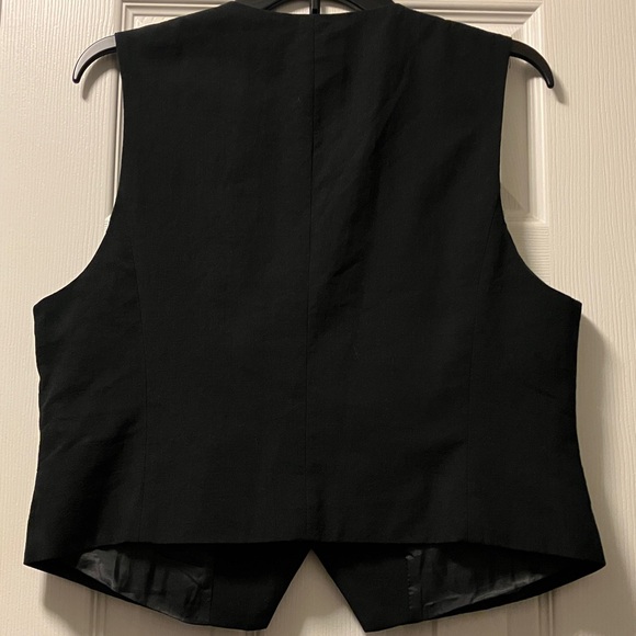 Newly added🌟 Elegant Black Buttoned Vest - Picture 4 of 5